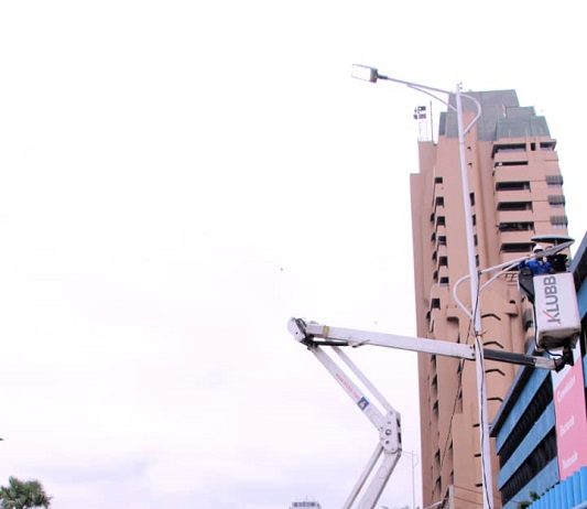 Kinshasa: début des travaux de réhabilitation de l’éclairage public placé sur les grandes avenues