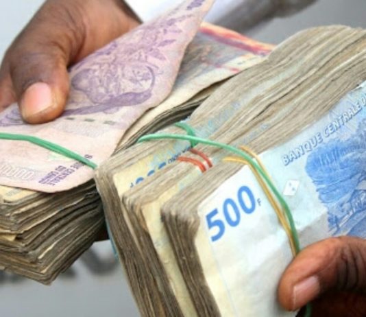 RDC: le Gouvernement accepte la publication des salaires de tous les fonctionnaires et agents publics de l’État à partir de 2023