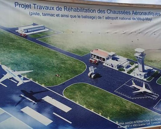Kasaï-Oriental: Didier Mazenga en mission d’évaluation des travaux de construction et de modernisation de l’aéroport de Mbuji-Mayi