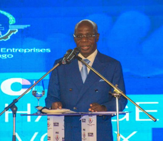 RDC: Albert Yuma invite le gouvernement à promouvoir l’économie verte et industrielle, protéger les entreprises locales