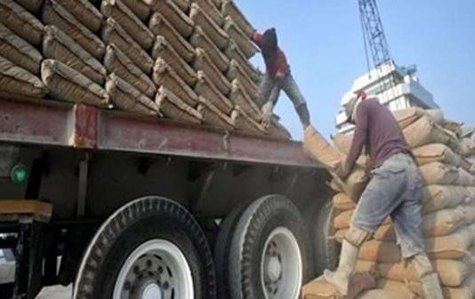 Kongo-Central: renvoie de la frontière de Yema de 5.040 sacs de ciment gris importés de l’Angola avec étiquetage falsifié