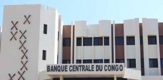 RDC : interdiction du cash en devises, une réforme de la BCC qui divise économistes et politiques