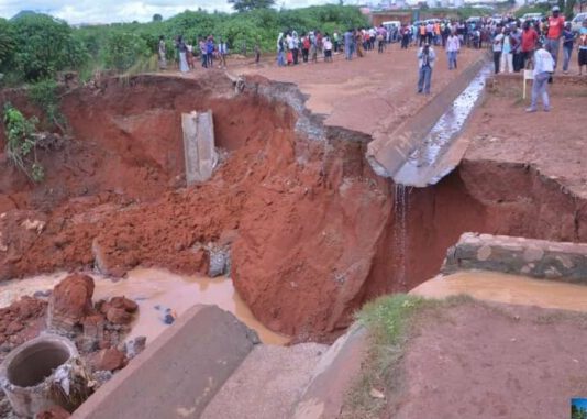 Haut-katanga/réhabilitation du pont jeté sur Route Kipushi: 35 Ong demandent l’annulation du contrat de 2 millions USD signé entre la province et l’entreprise SOMIKA
