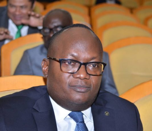 Dossier RAM: l’arrêté du ministre Kibassa viole la loi-cadre sur les télécommunications, affirme le député Guy Mafuta