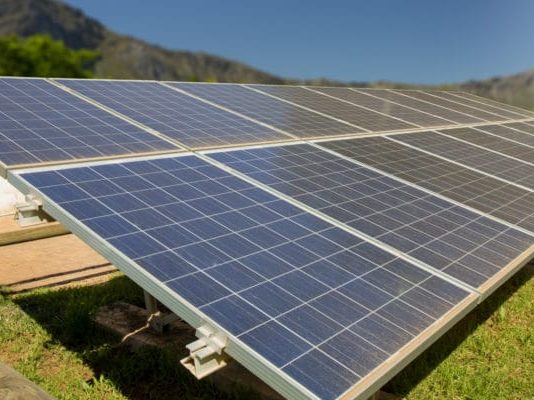 RDC: Eranove choisit pour construire à 100 millions $ trois mini-réseaux solaires dans les villes de Gemena, Bumba et Isiro