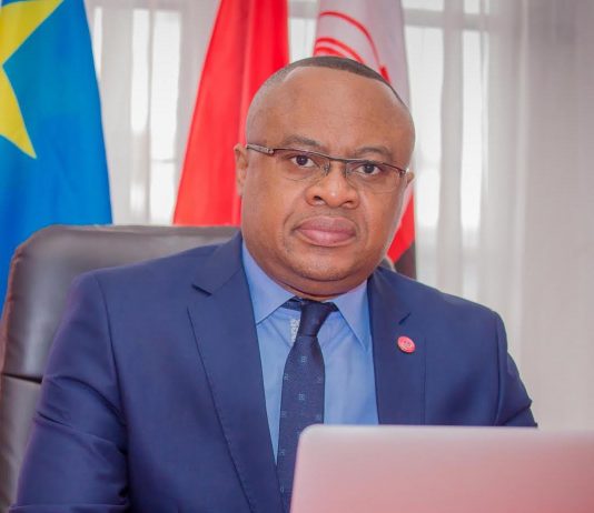 RDC: Claudel Lubaya appelle les politiques en quête d’argent à se désengager de la gouvernance des entreprises publiques