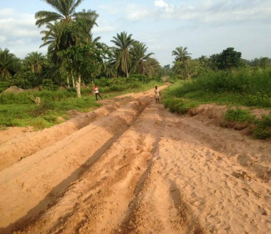 RDC : le FPI signe avec Samcrete deux avenants pour l’exécution des travaux de construction de la route Kananga-Mbuji-Mayi (188 km) et Ndomba RN1 (30 Km)