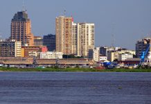 RDC : Kinshasa visée par une plainte de 51 millions USD à New York dans une affaire d’ambulances