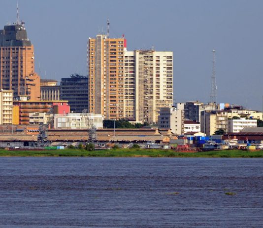 RDC : Kinshasa visée par une plainte de 51 millions USD à New York dans une affaire d’ambulances
