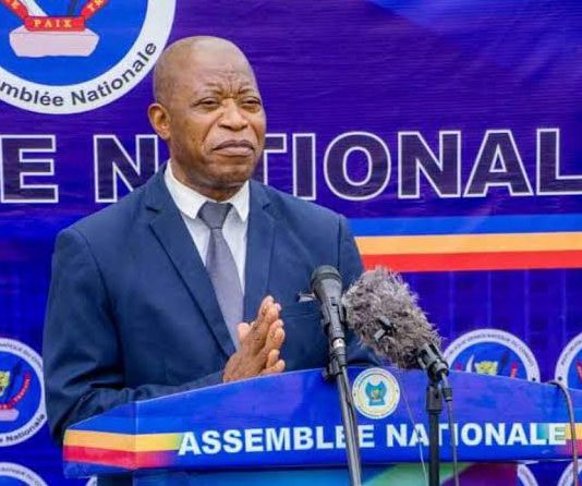 RDC: André Mbata élu premier vice-président de l’Assemblée nationale avec 402 voix