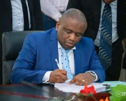 Kasaï oriental : le gouverneur Mathias Kabeya publie son gouvernement