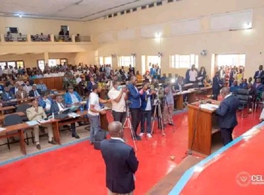 Kasaï oriental : Mathias Kabeya et son gouvernement provincial investis par l’assemblée provinciale