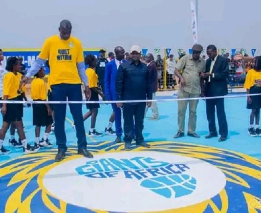 Kasai-Oriental: la Fondation Mutombo Dikembe inaugure un stadium moderne de Basketball