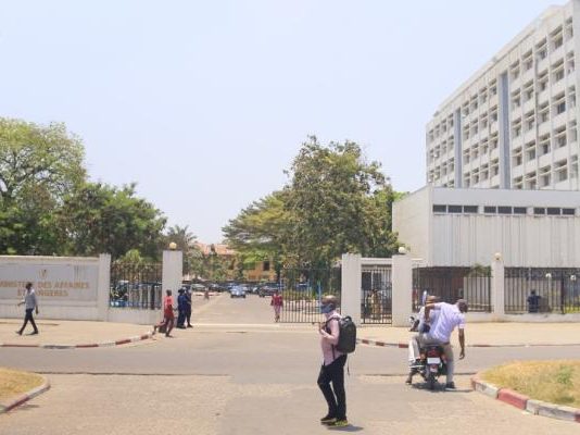 Scandale à l’ambassade de la RDC à Paris: détournement de 5,1 millions d’euros provenant de la vente des passeports