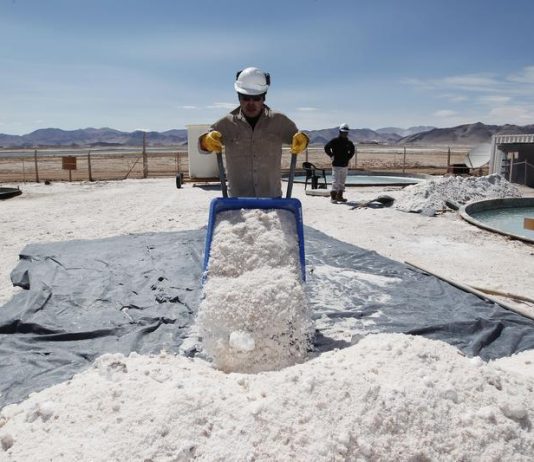 Afrique : le Zimbabwe interdit l’exportation de lithium brut