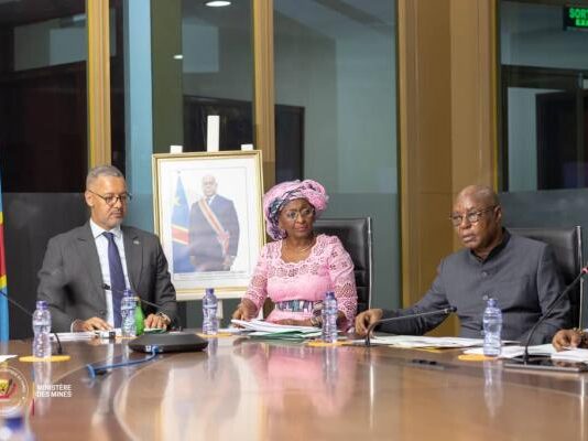 RDC : le ministre des Mines et celui des Affaires sociales se mettent d’accord sur la dotation du chiffre d’affaires de 0,3% des entreprises minières