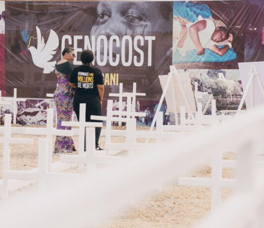 Kisangani: La Première Ministre judith Suminwa, a lancé les activités commémoratives du GENOCOST au site mémorial des victimes