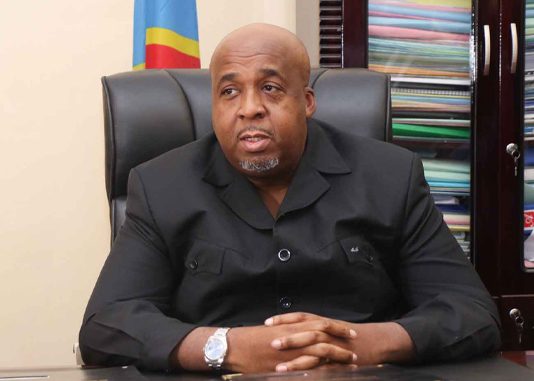 RDC: Le gouvernement autorise Sakombi Molendo de sévir contre la fraude dans le transport des hydrocarbure