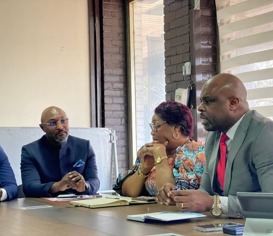 Kinshasa lance le contrôle biométrique des agents publics avec l’appui de la CENI