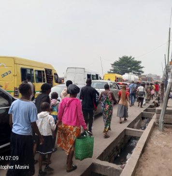 RN1 : les embouteillages Kinshasa-Matadi coûtent cher à l’économie congolaise