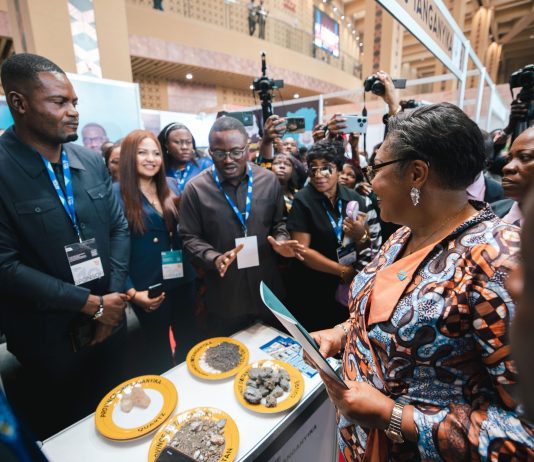 RDC : Judith Suminwa lance la 10ᵉ Expo Béton et appelle à une mobilisation de 100 milliards USD pour reconstruire le pays