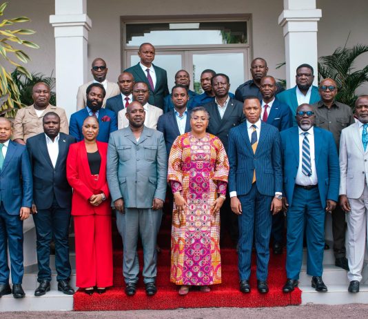 Stabilité provinciale en RDC : les députés impatients face aux retards et au manque d’investissements locaux