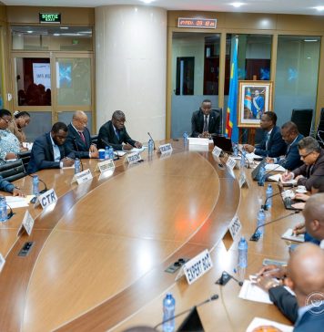 RDC–FMI : Mukoko Samba salué pour la rigueur dans la fiscalité pétrolière