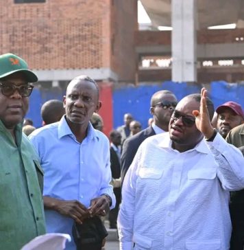 Kinshasa : Tshisekedi inspecte les grands chantiers urbains