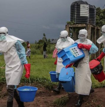 Ebola en RDC : les radios communautaires renforcent la sensibilisation pour freiner l’épidémie