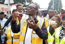 Kinshasa : L’honorable Patrick Ndobi alerte sur une érosion menaçant la route Nzolana