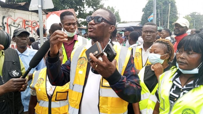 Hon Ndobi