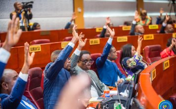 RDC : le Sénat lance la Bourse et modernise la pêche pour stimuler la croissance