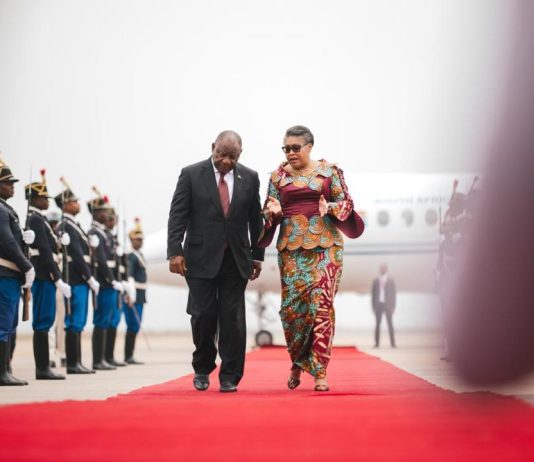 Ebola : Ramaphosa renforce la riposte en RDC