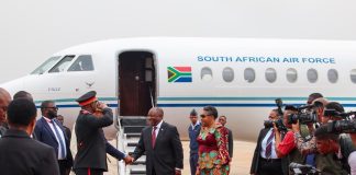 RDC : le président sud-africain Cyril Ramaphosa arrive à Kinshasa après le sommet africain ayant mobilisé 910 millions USD