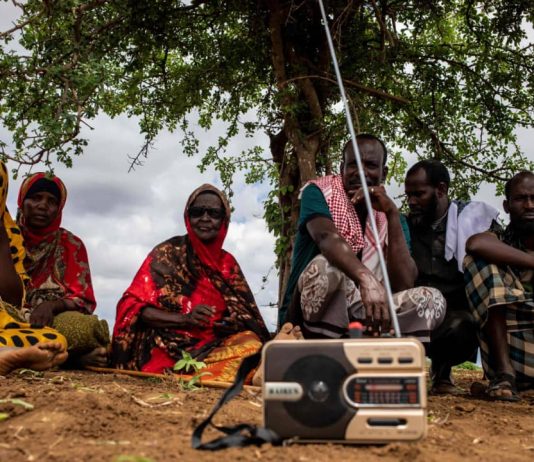 Gouvernement–FRPC : 145 radios communautaires mobilisées pour rapprocher l’information publique des citoyens